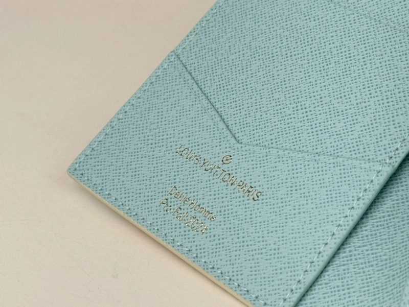 LV Wallets 4233H-0923