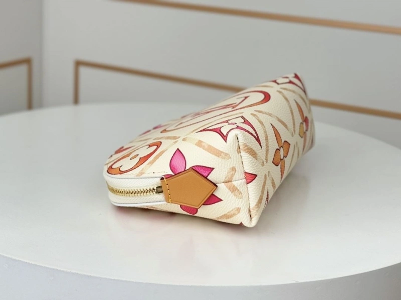 LV Wallets 4233H-0949