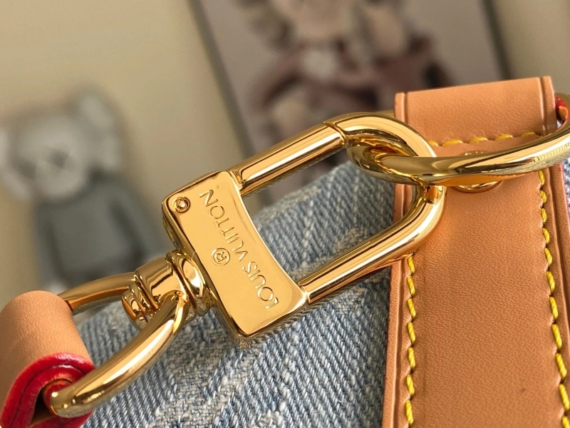 LV Travel Bags 4233H-1094