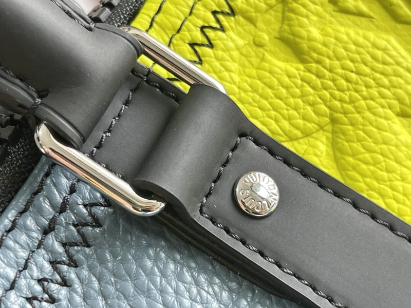 LV Travel Bags 4233H-1096