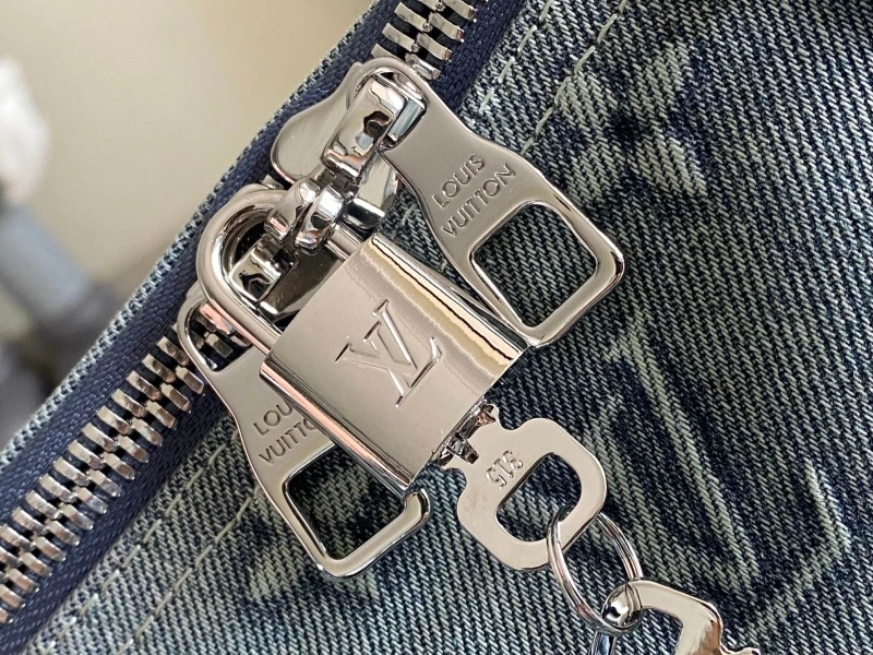 LV Travel Bags 4233H-1097