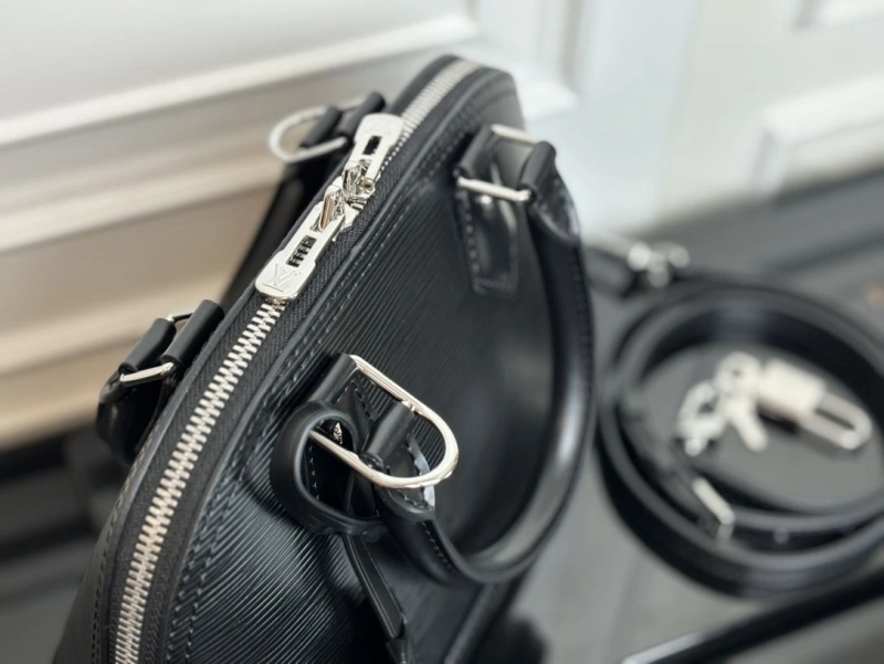 LV Top Handle Bags 4233H-1158