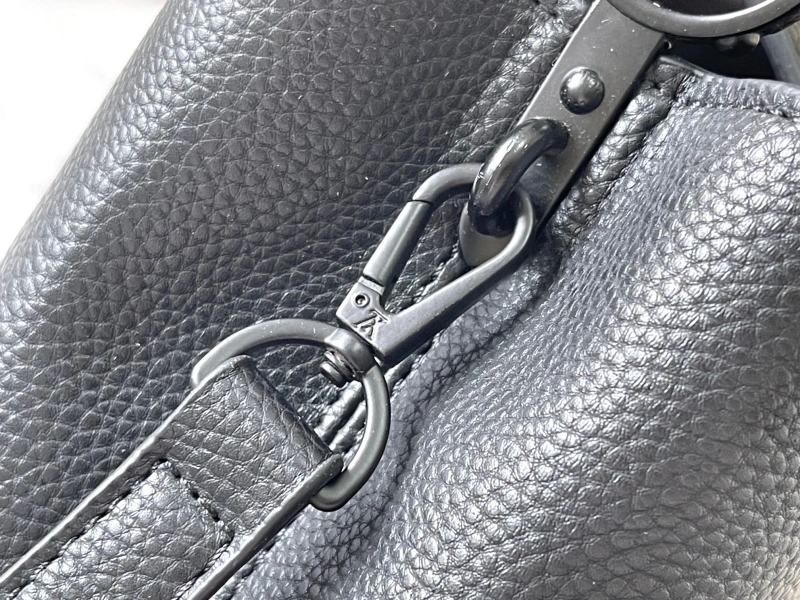 LV Capucines Bags 4233H-1190