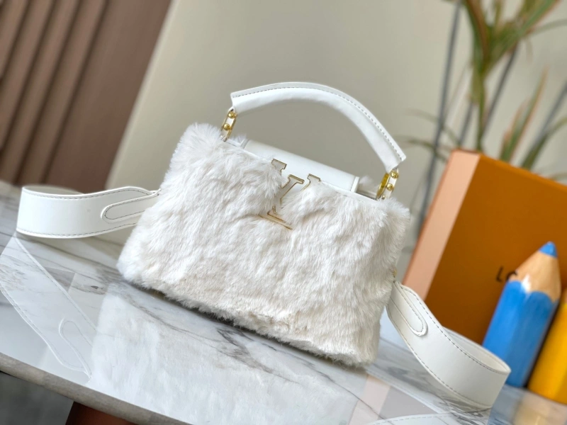 LV Capucines Bags 4233H-1195