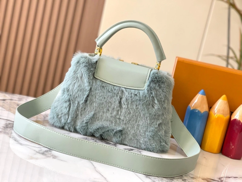 LV Capucines Bags 4233H-1196