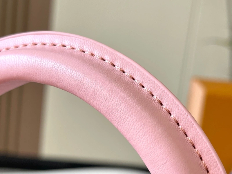 LV Capucines Bags 4233H-1200