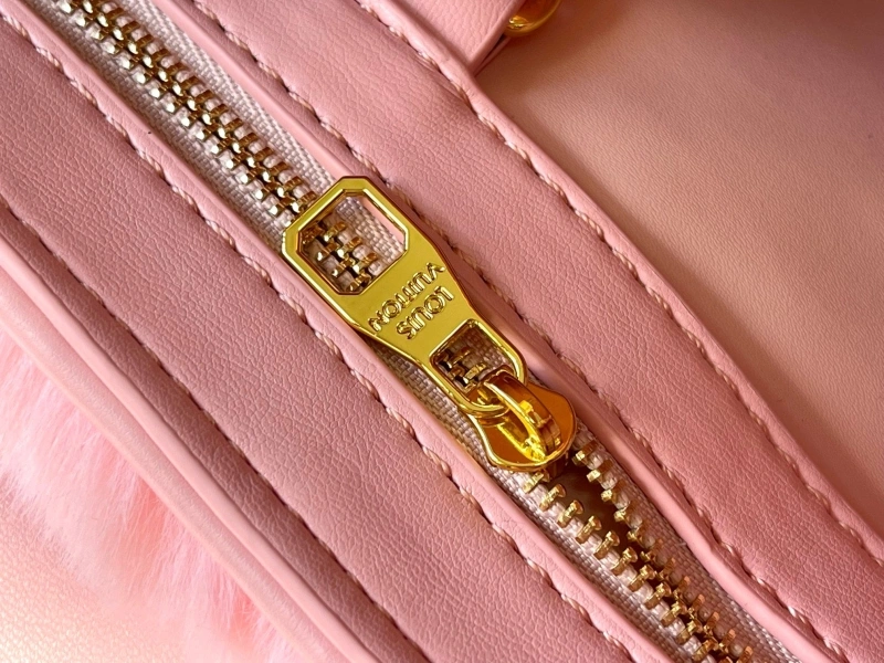 LV Capucines Bags 4233H-1200