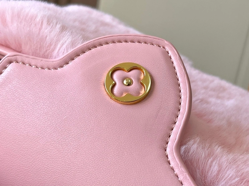 LV Capucines Bags 4233H-1201