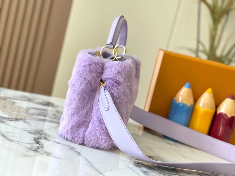 LV Capucines Bags 4233H-1206