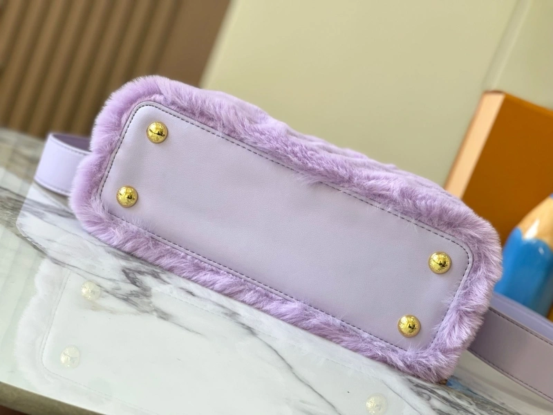 LV Capucines Bags 4233H-1206