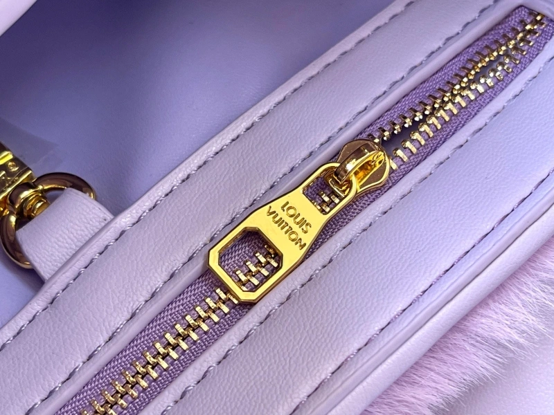 LV Capucines Bags 4233H-1206