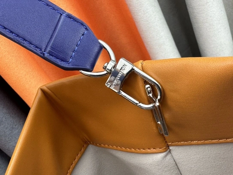 LV Shopping Bags 4233H-1237