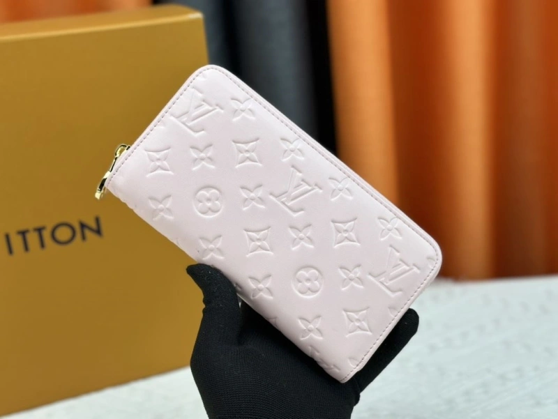 LV Wallets 4233H-1319