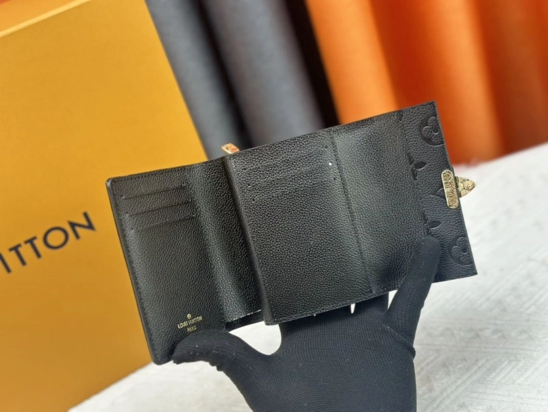 LV Wallets 4233H-1321