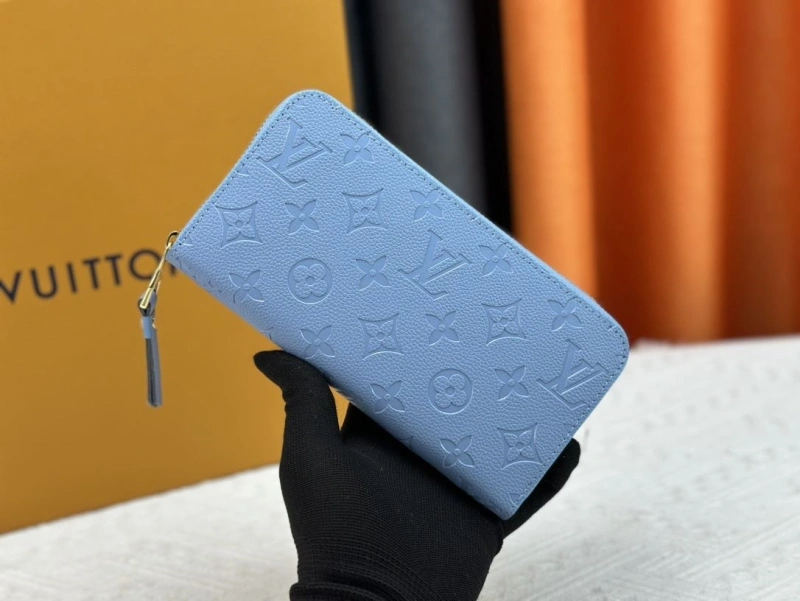 LV Wallets 4233H-1327