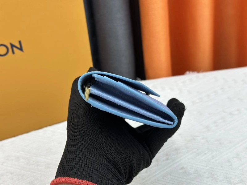 LV Wallets 4233H-1328