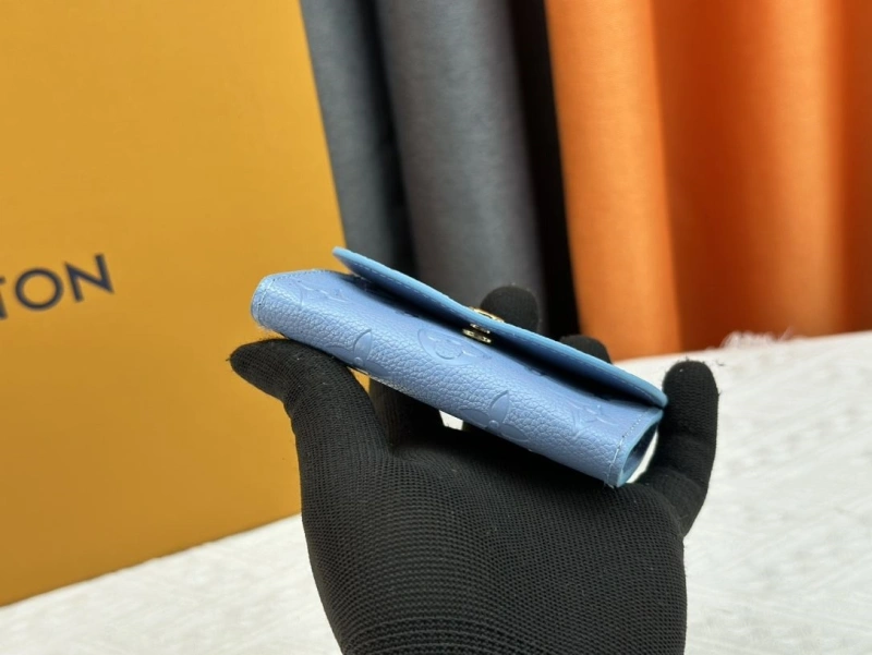 LV Wallets 4233H-1330