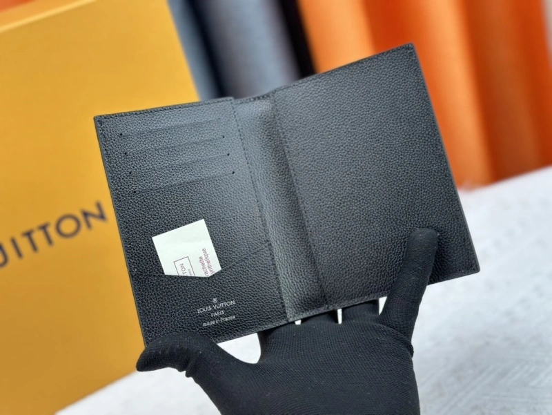 LV Wallets 4233H-1341