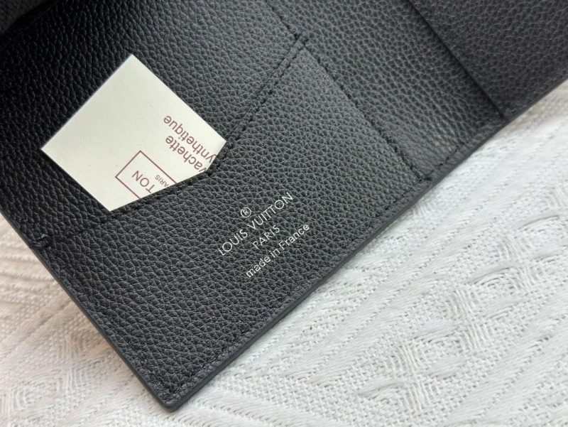 LV Wallets 4233H-1341