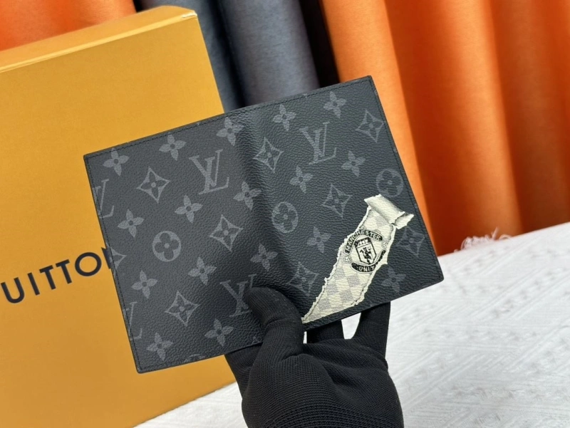 LV Wallets 4233H-1346