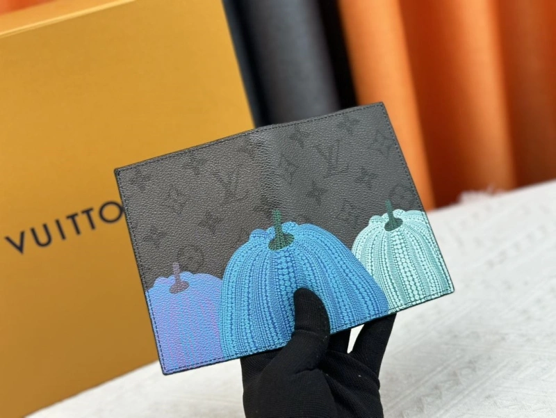 LV Wallets 4233H-1348