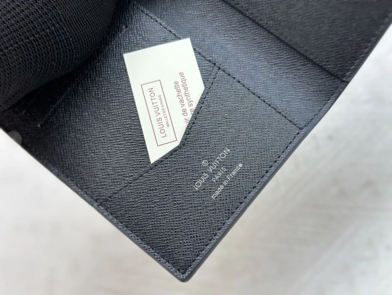 LV Wallets 4233H-1352