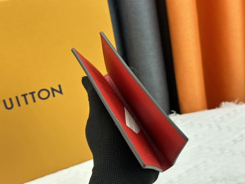 LV Wallets 4233H-1356