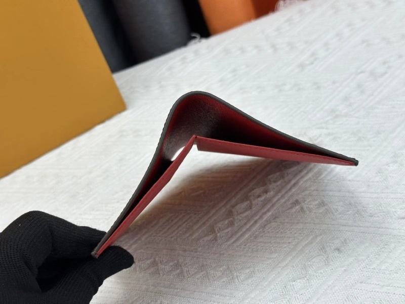 LV Wallets 4233H-1356