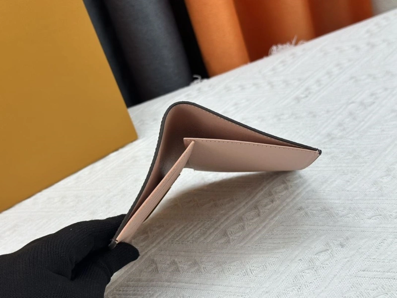 LV Wallets 4233H-1360