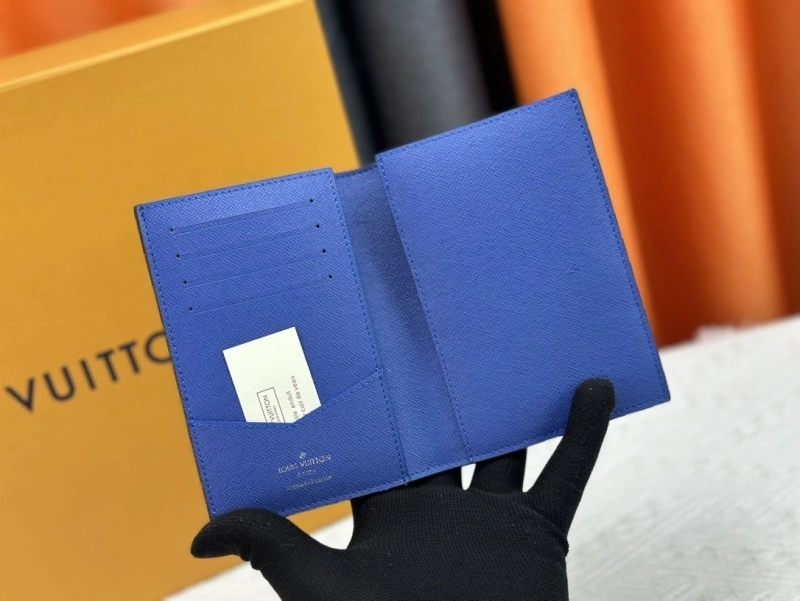 LV Wallets 4233H-1361