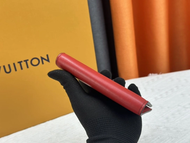 LV Wallets 4233H-1364