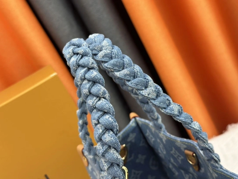 LV Shopping Bags 4233H-1385