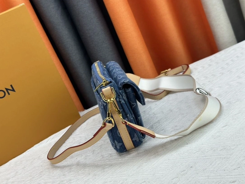 LV Satchel bags 4233H-1392