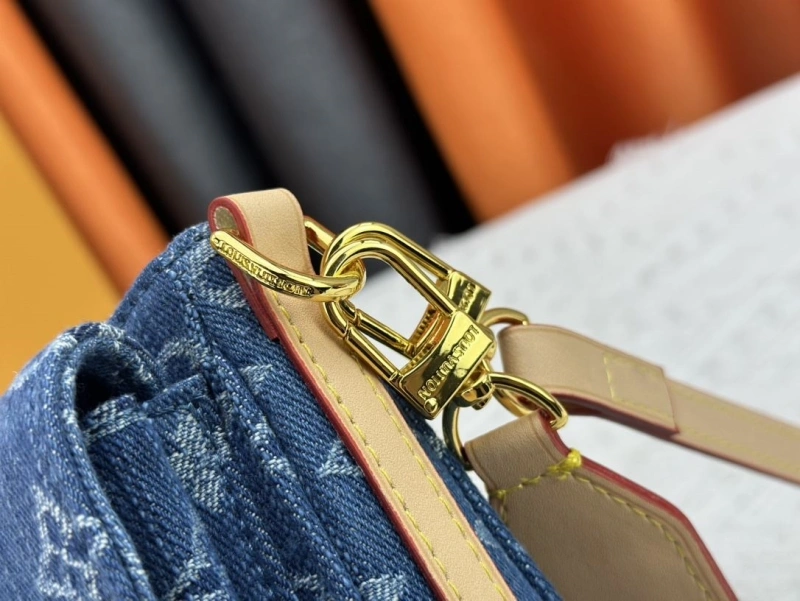 LV Satchel bags 4233H-1392