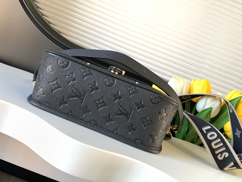 LV Satchel bags 4233H-1478