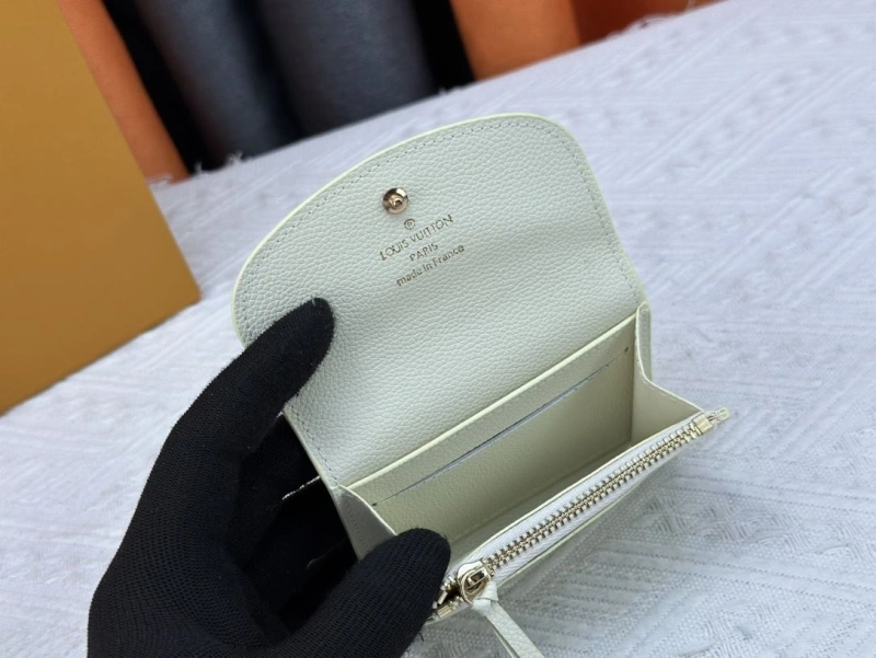 LV Wallets 4233H-1511