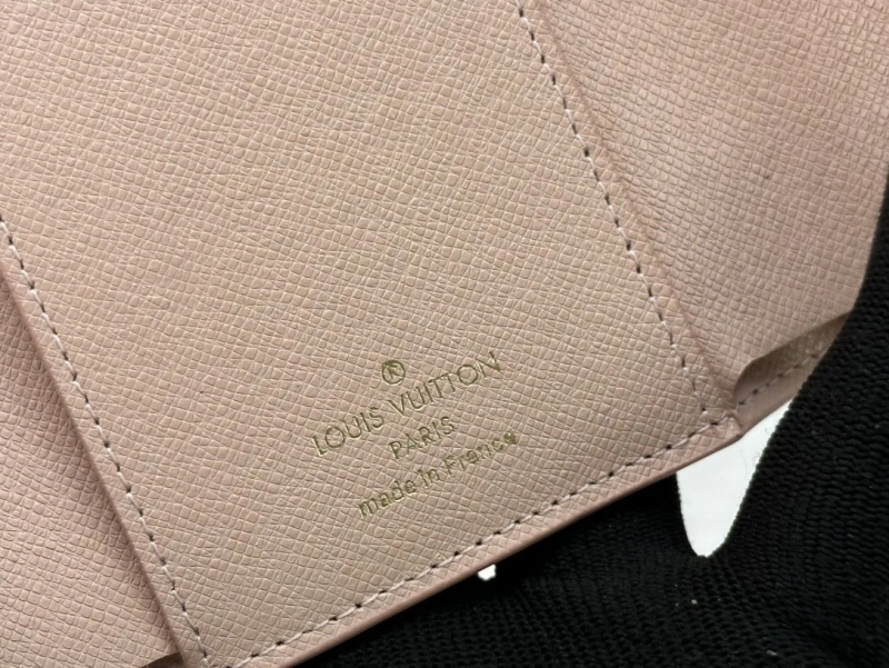 LV Wallets 4233H-1514