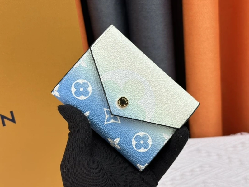 LV Wallets 4233H-1515