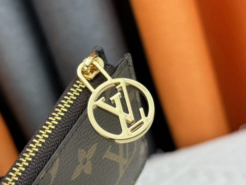 LV Wallets 4233H-1522