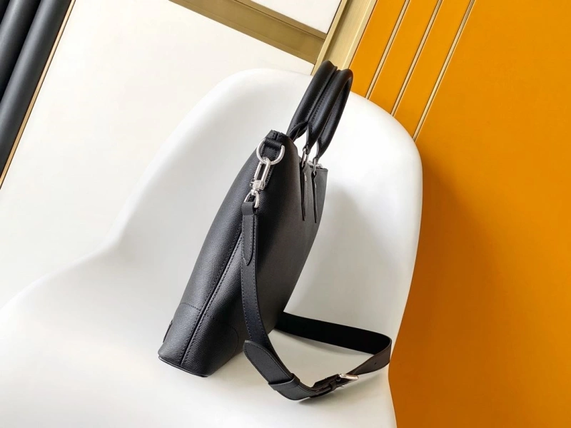 LV Mens Briefcases 4233H-1540