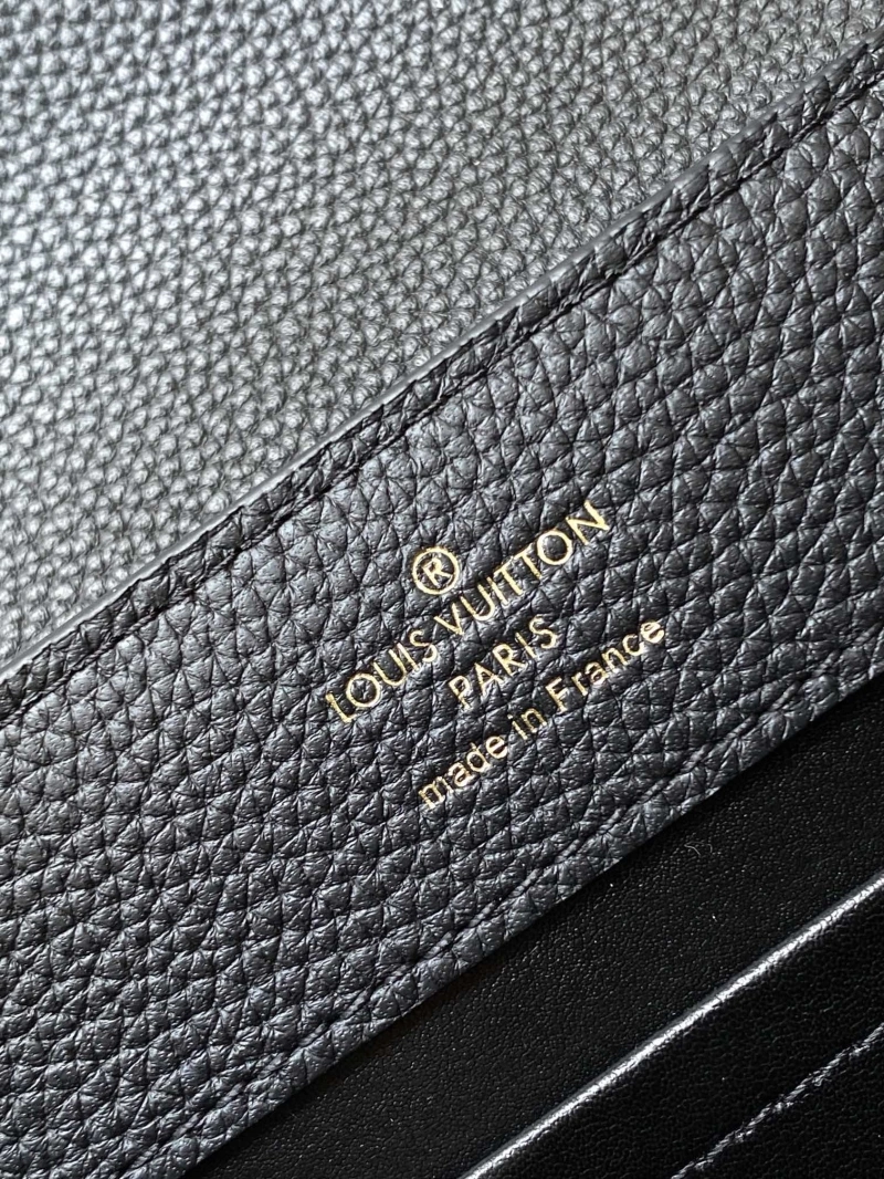 LV Capucines Bags 4233H-1546