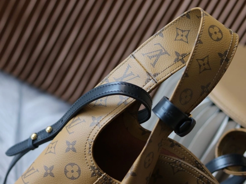 LV Shopping Bags 4233H-1554