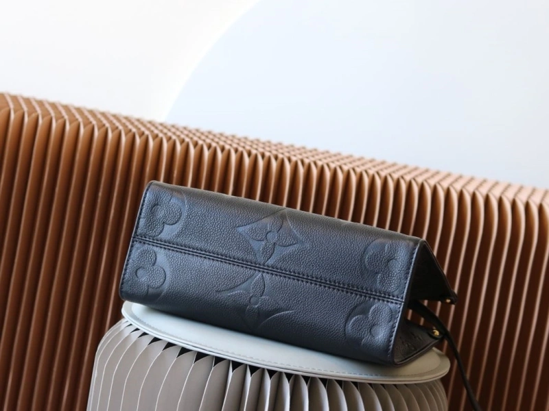 LV Shopping Bags 4233H-1570