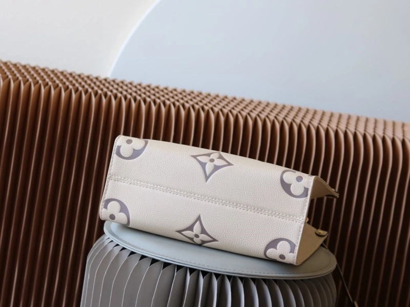 LV Shopping Bags 4233H-1571