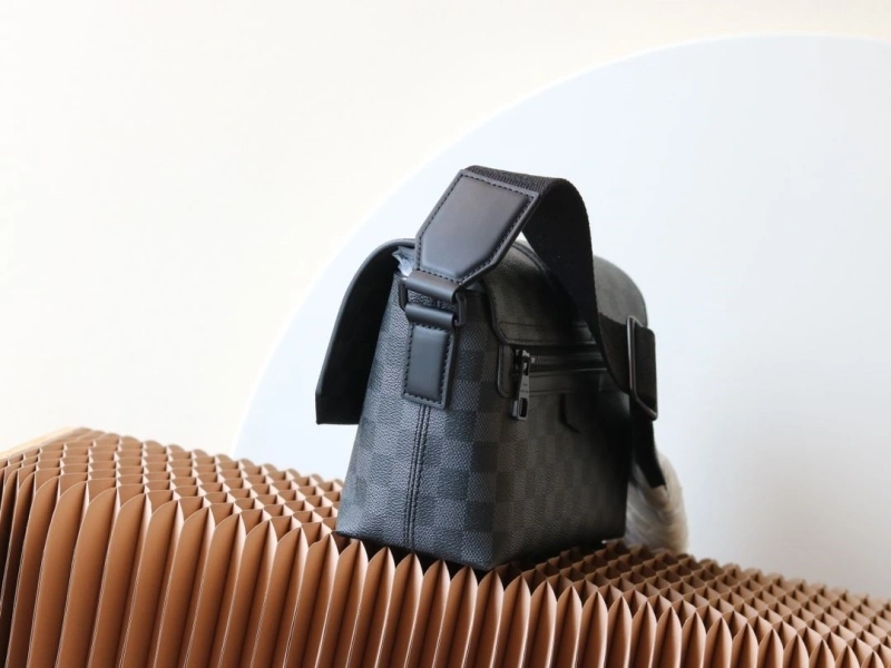 LV Satchel bags 4233H-1574