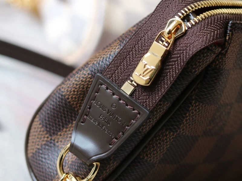 LV Satchel bags 4233H-1576
