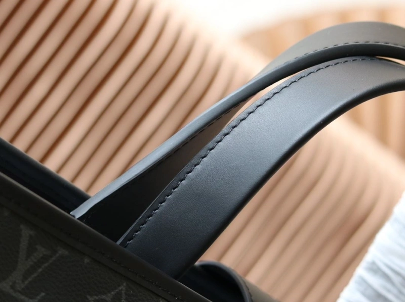 LV Mens Briefcases 4233H-1586