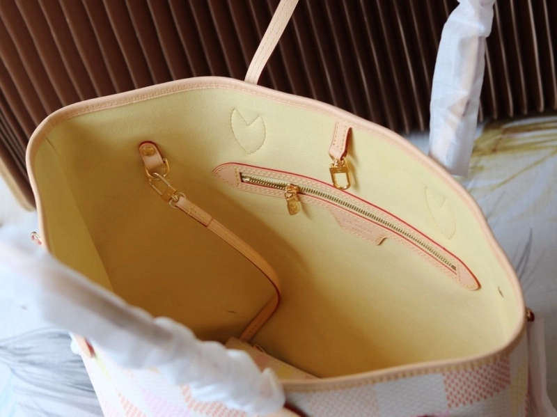 LV Shopping Bags 4233H-1590