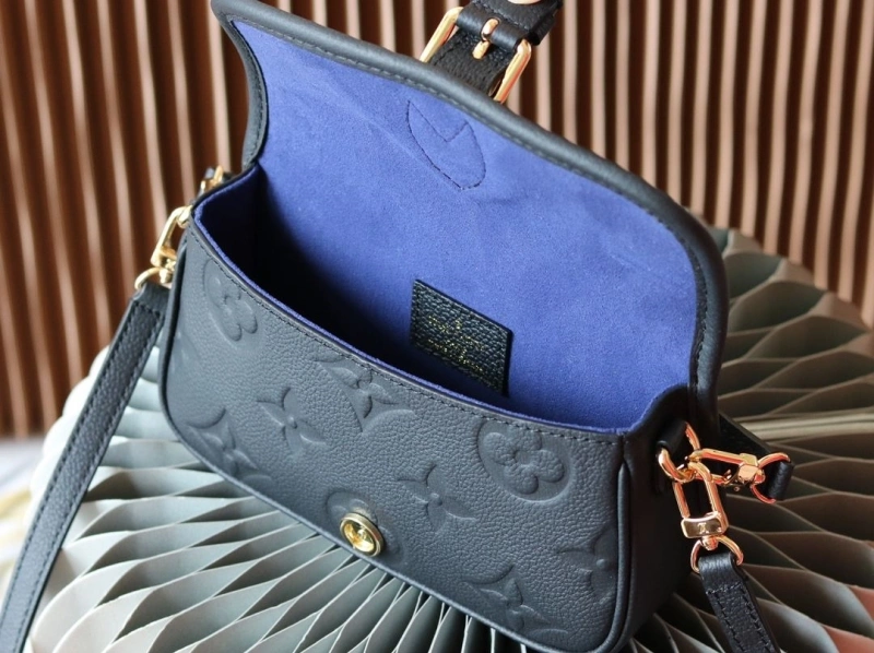 LV Satchel bags 4233H-1614