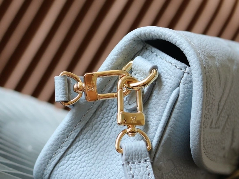 LV Satchel bags 4233H-1615